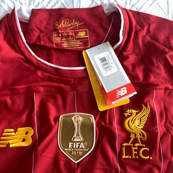 BNWT Liverpool FC 19-20 Champions Kit - Picture 2 of 6